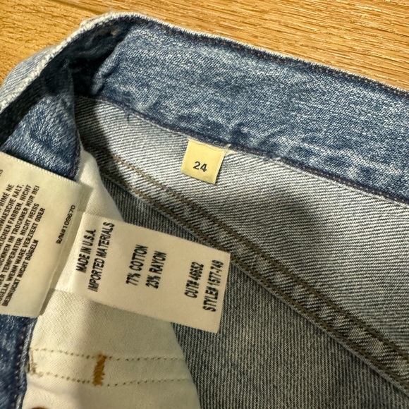 Citizens of Humanity Liya high rise - torn
size 24 - Picture 5 of 8